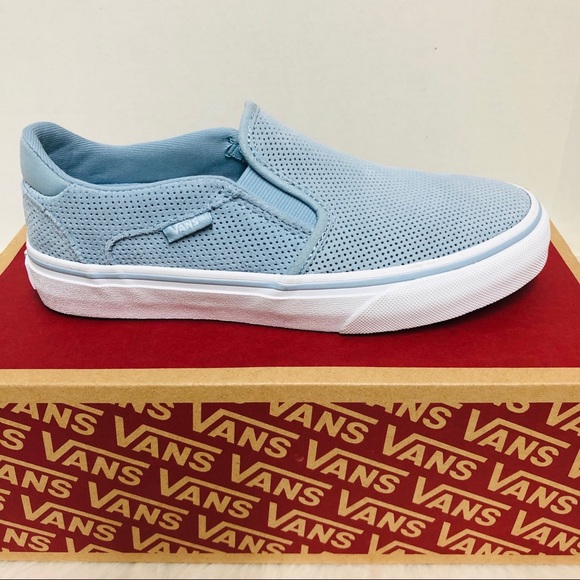 Vans Shoes - Vans Asher Deluxe Perforated Suede Size 6.0 W